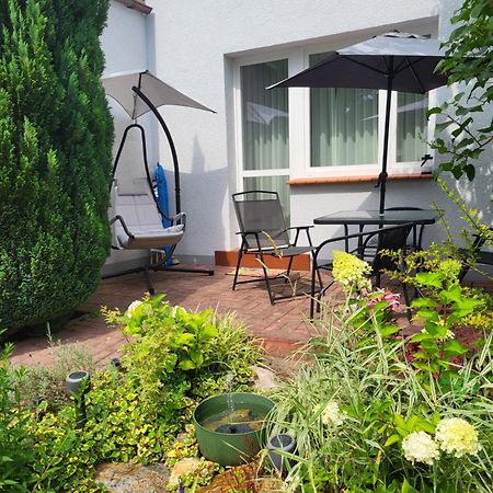 Apartament - 3 Pokojowe Dwupoziomowe Mieszkanie Z Ogrodem Krokowa Extérieur photo